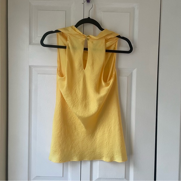 Violet and Claire yellow crinkle satin cowl neck blouse size small - Picture 2 of 9